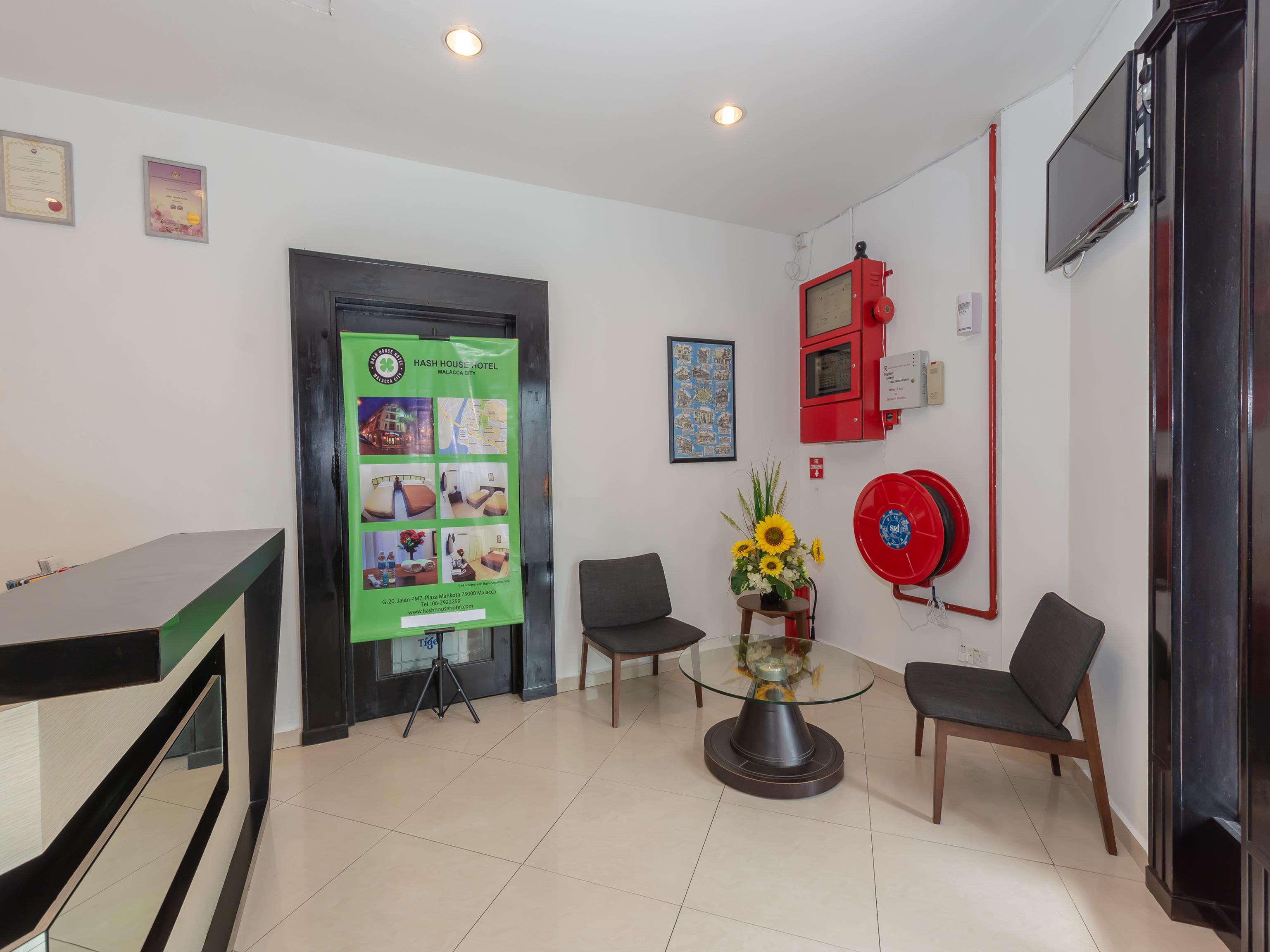 Oyo 1192 Hash House Hotel Malacca Exterior foto